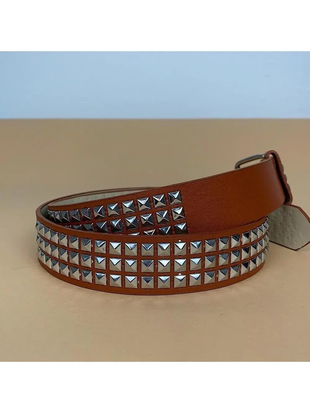 Diamond Studded brown essential belt. Y2k 2000s style. Fits a 30-36 inch waist